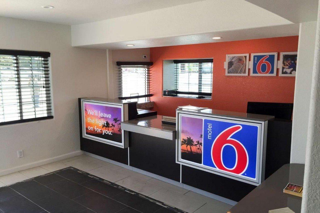 Motel 6-Delano, Ca Extérieur photo
