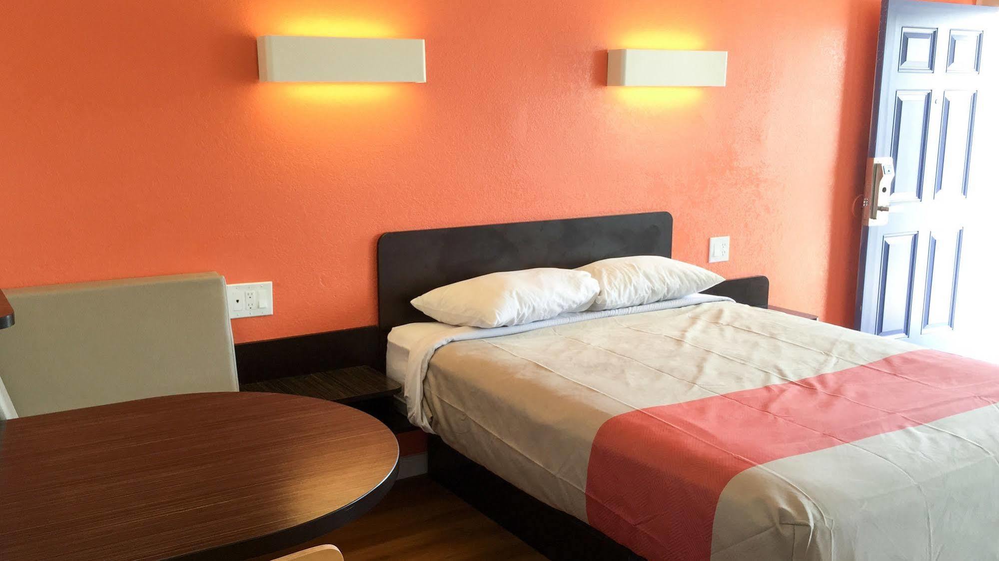 Motel 6-Delano, Ca Extérieur photo